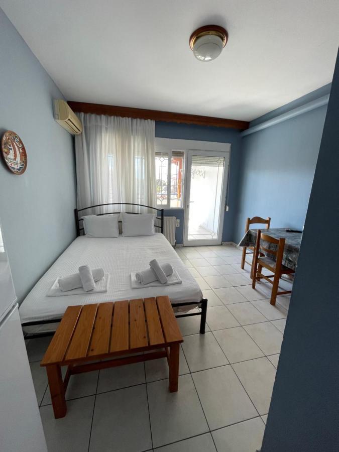 Artemis Hotel Apartments Keramotí Kültér fotó